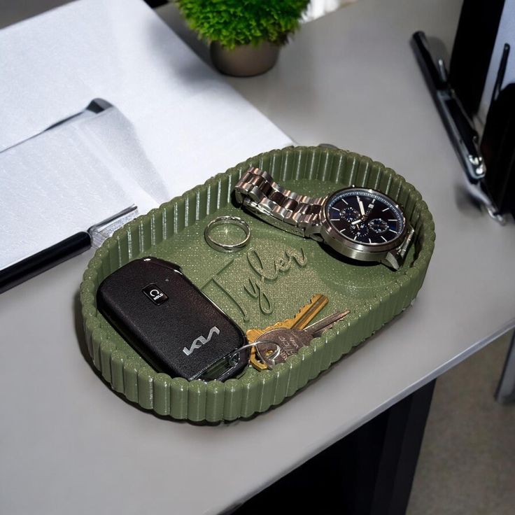 Minimalist Catch-All Bowl, Tray – Aesthetic Ceramic Dish for Keys, Jewelry, and Everyday Essentials, Perfect for Entryways, Desks, and Bedside Tables